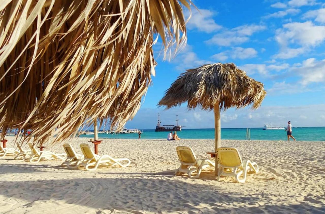 פונטה קאנה Sol Caribe Suites - Playa Los Corales - Beach Club, Wifi, Swimming Pool מראה חיצוני תמונה