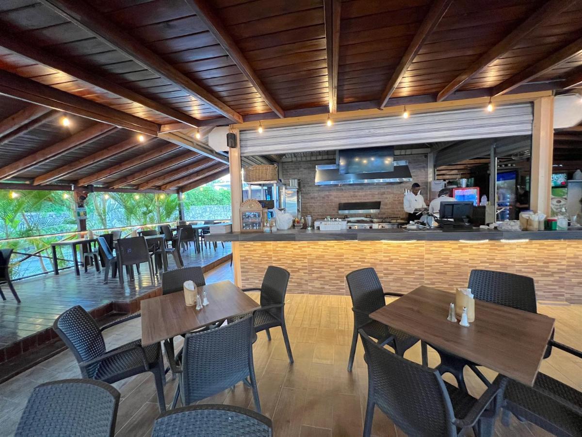 פונטה קאנה Sol Caribe Suites - Playa Los Corales - Beach Club, Wifi, Swimming Pool מראה חיצוני תמונה